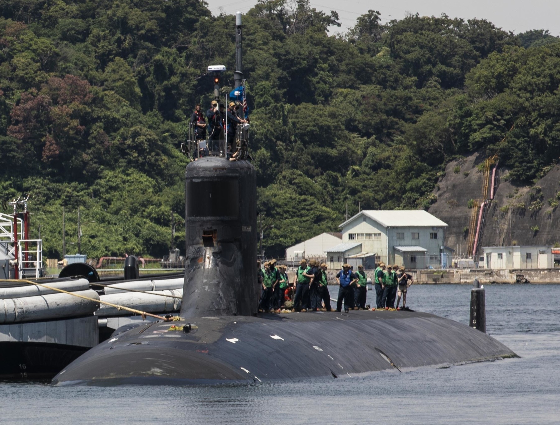 ssn-22 uss connecticut seawolf class attack submarine us navy 55 fleet activities yokosuka japan