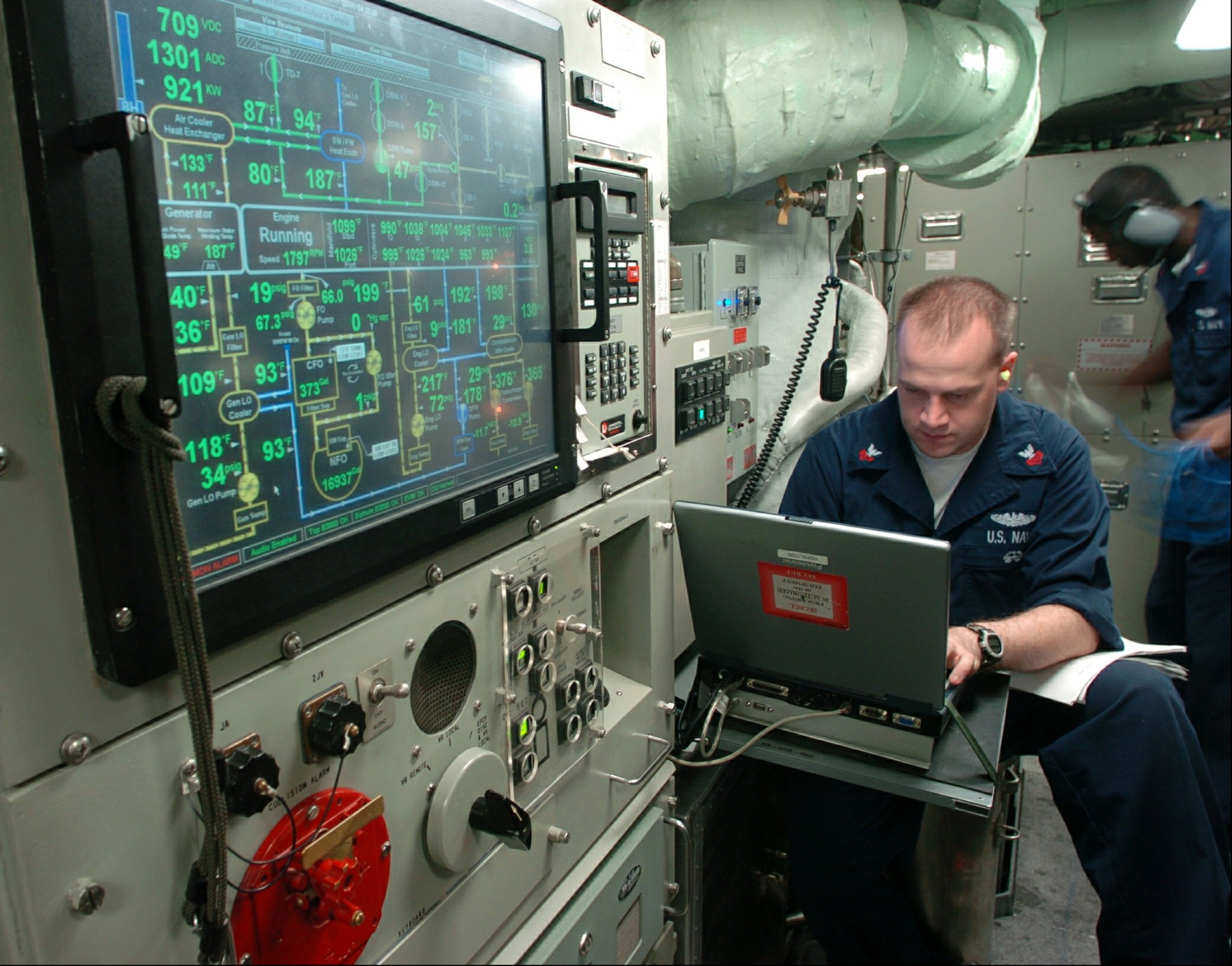 ssn-774 uss virginia attack submarine navy 2004 37