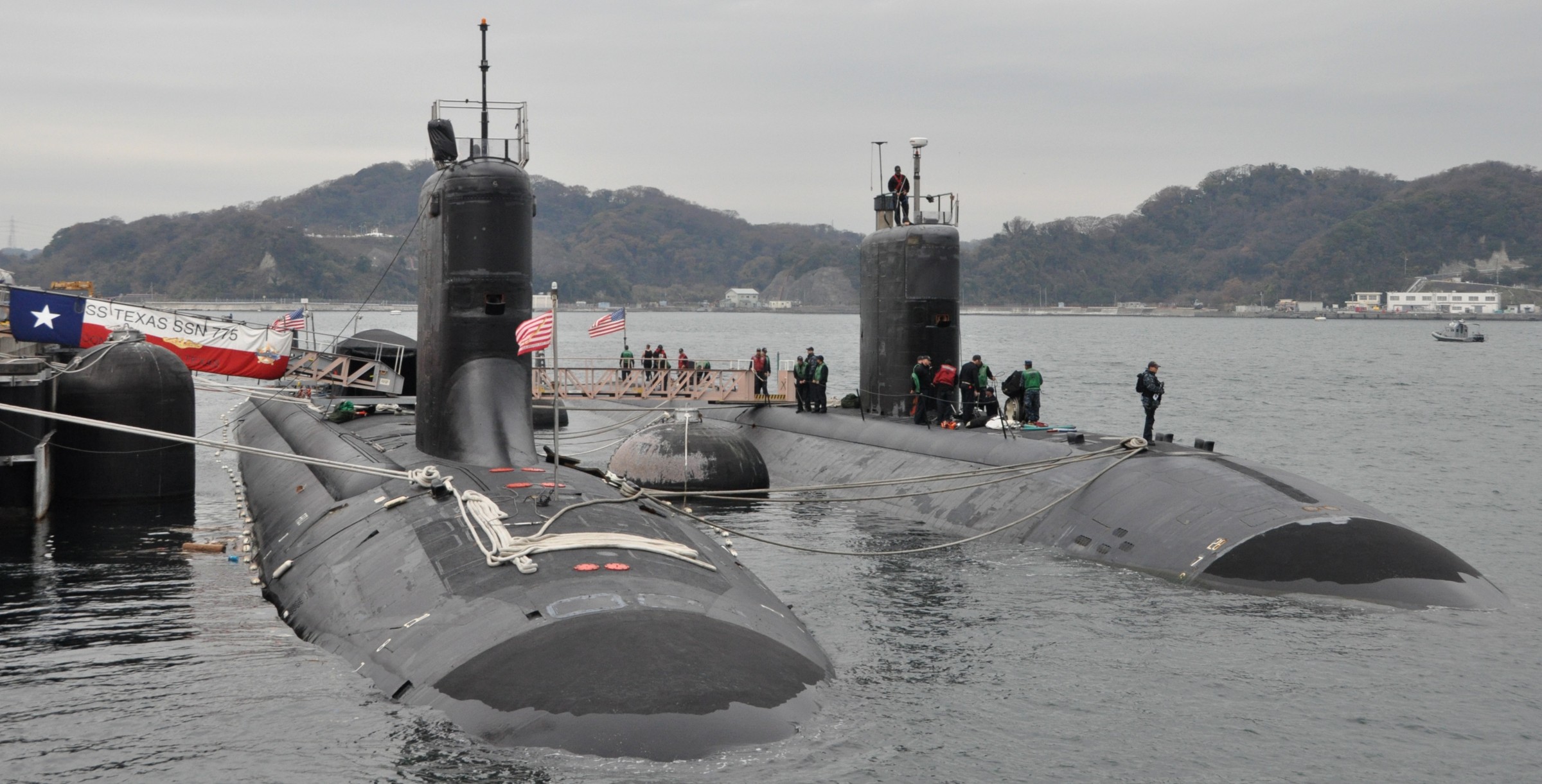 ssn-775 uss texas virginia class attack submarine navy 2015 08 yokosuka