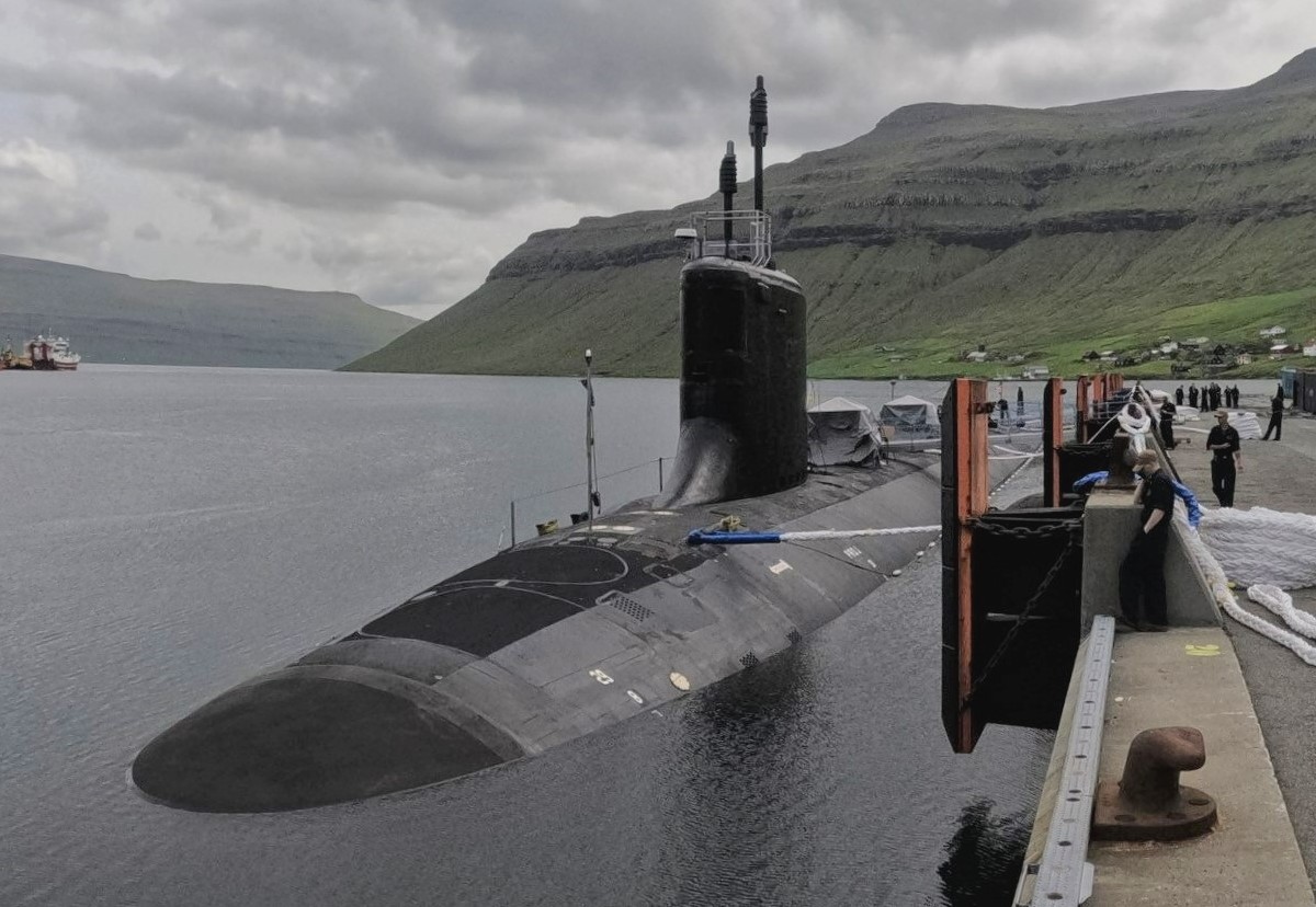 ssn-791 uss delaware virginia class attack submarine us navy torshavn faroe islands 29