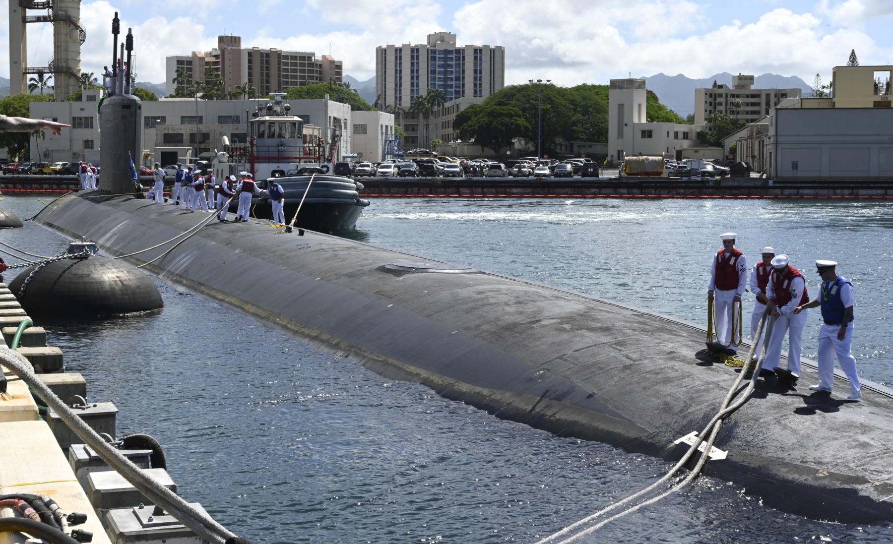 ssn-792 uss vermont virginia class attack submarine us navy homeport pearl harbor hickam hawaii 19