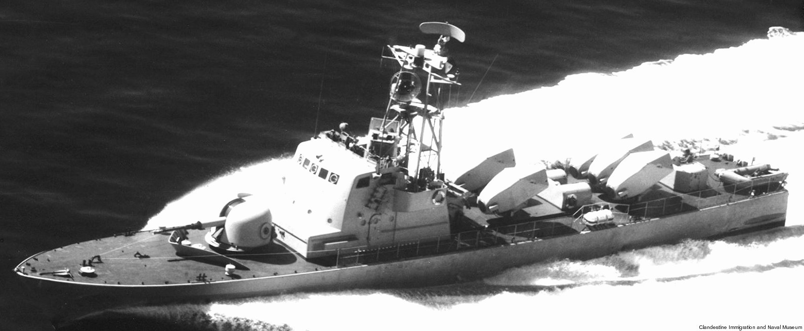 iai gabriel ssm anti-ship missile israel aerospace industries navy sa'ar corvette boat craft 08