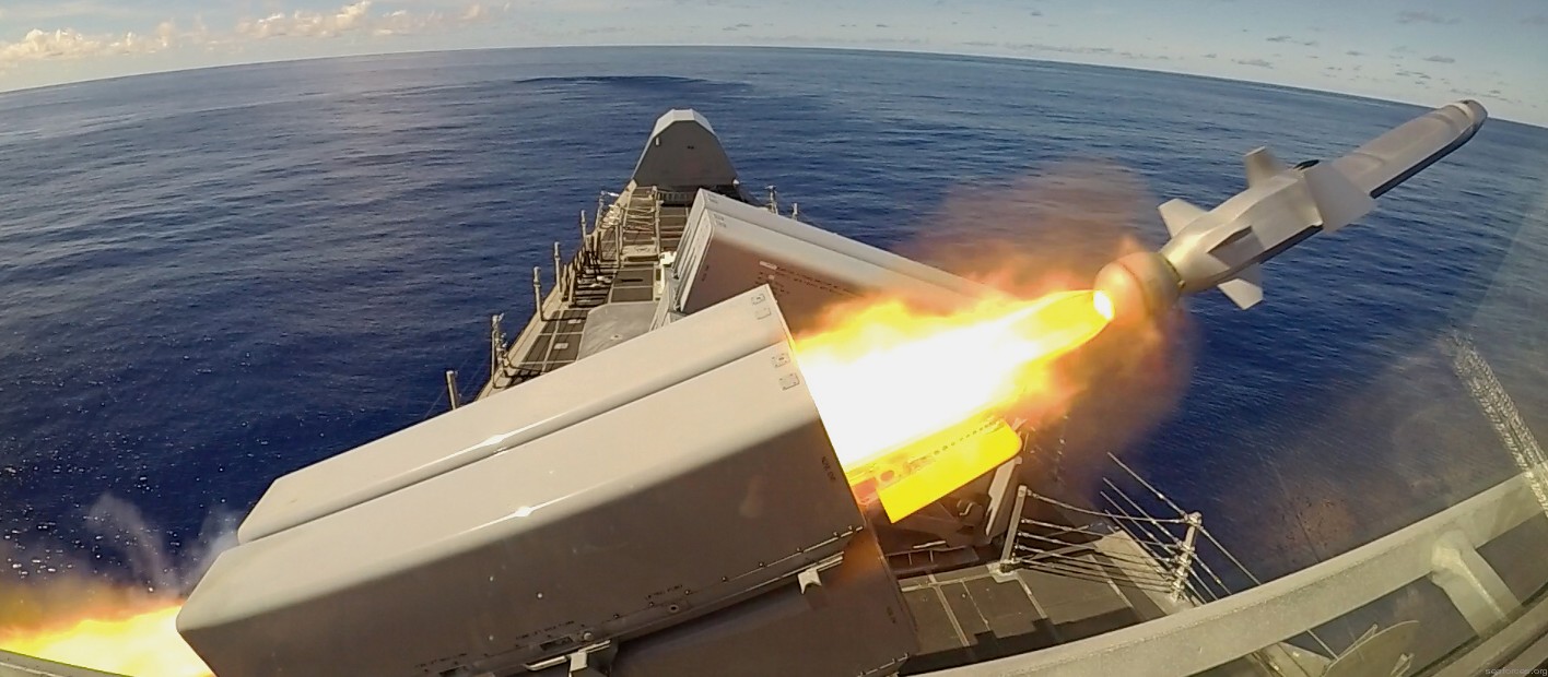naval strike missile joint nsm jsm kongsberg defence systems kds raytheon 19 ssm land attack littoral combat ship lcs