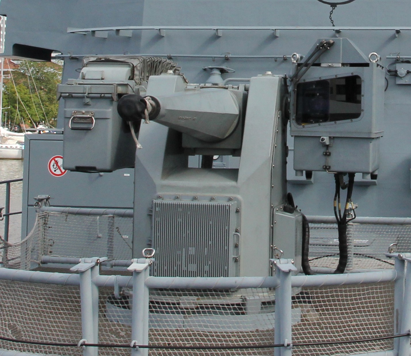 mlg-27 machine gun system remote controlled 27mm rheinmetall mauser 04