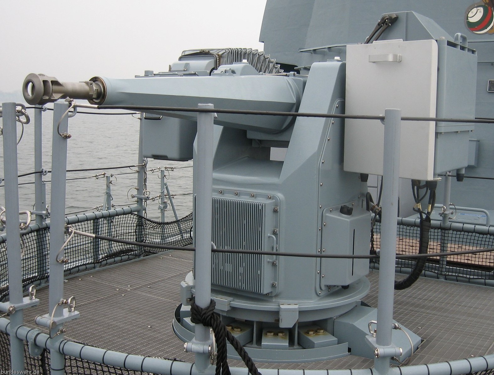 mlg-27 machine gun system remote controlled 27mm rheinmetall mauser 11