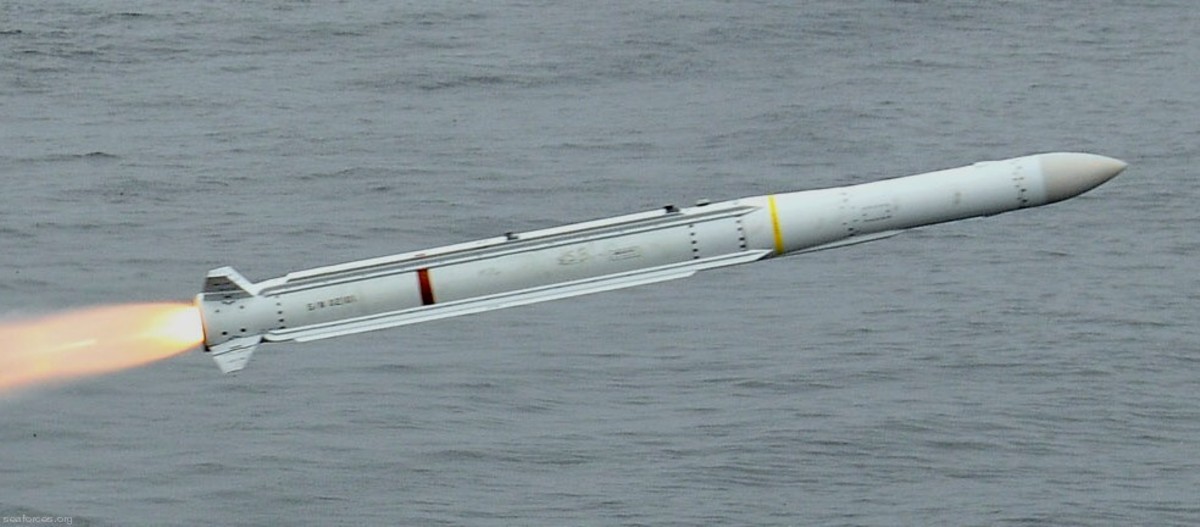 rim-162 evolved sea sparrow missile essm sam navy 08