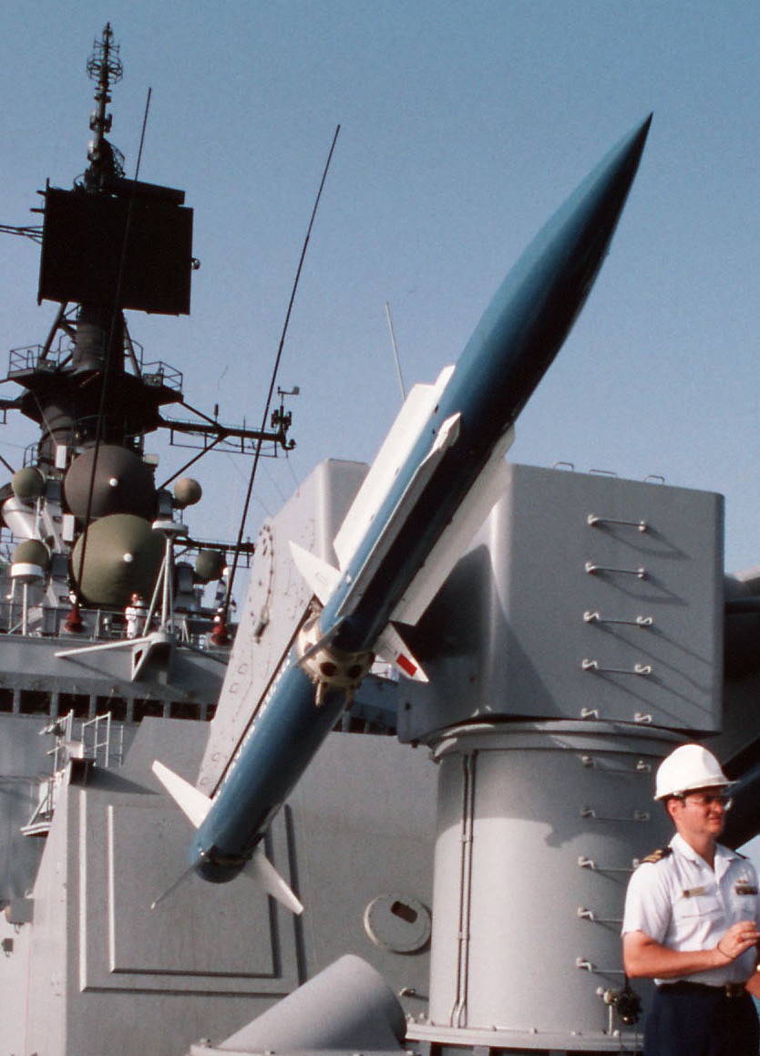 rim-67 standard missile sm-2er belknap class cruiser