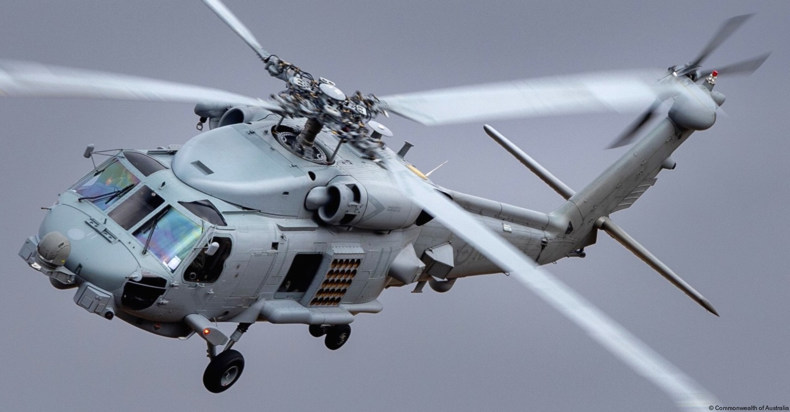 mh-60r seahawk royal australian navy ran helicopter sikorsky n48-011 16