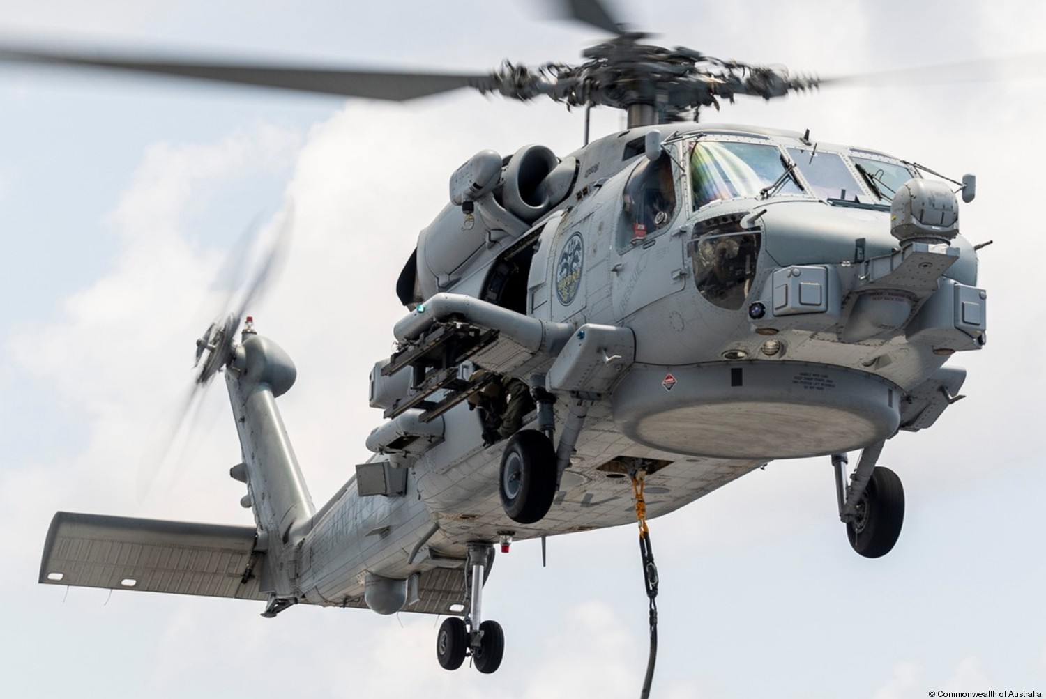 mh-60r seahawk royal australian navy ran helicopter sikorsky n48-002 18