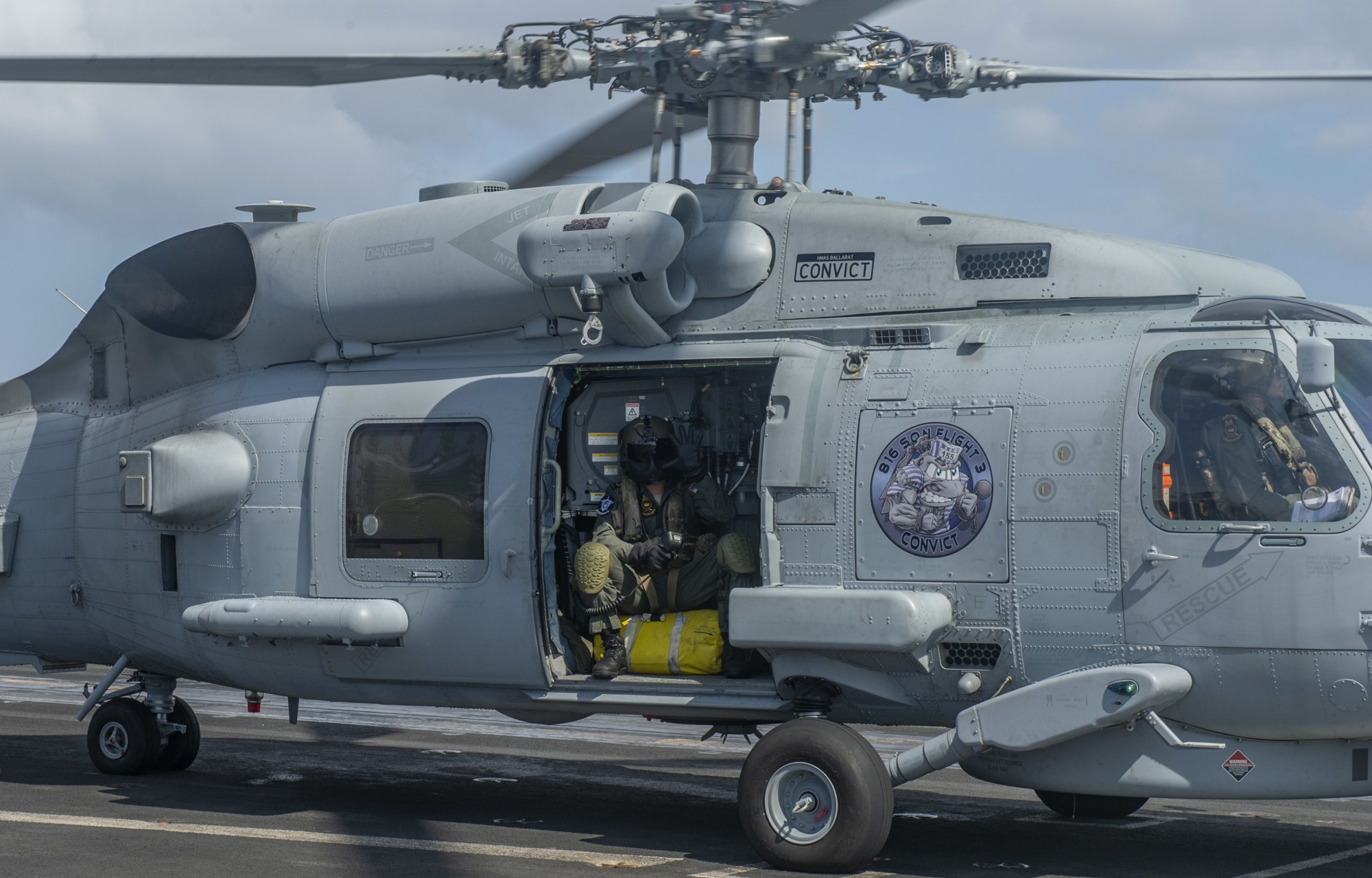 mh-60r seahawk royal australian navy ran helicopter sikorsky n48-001 30