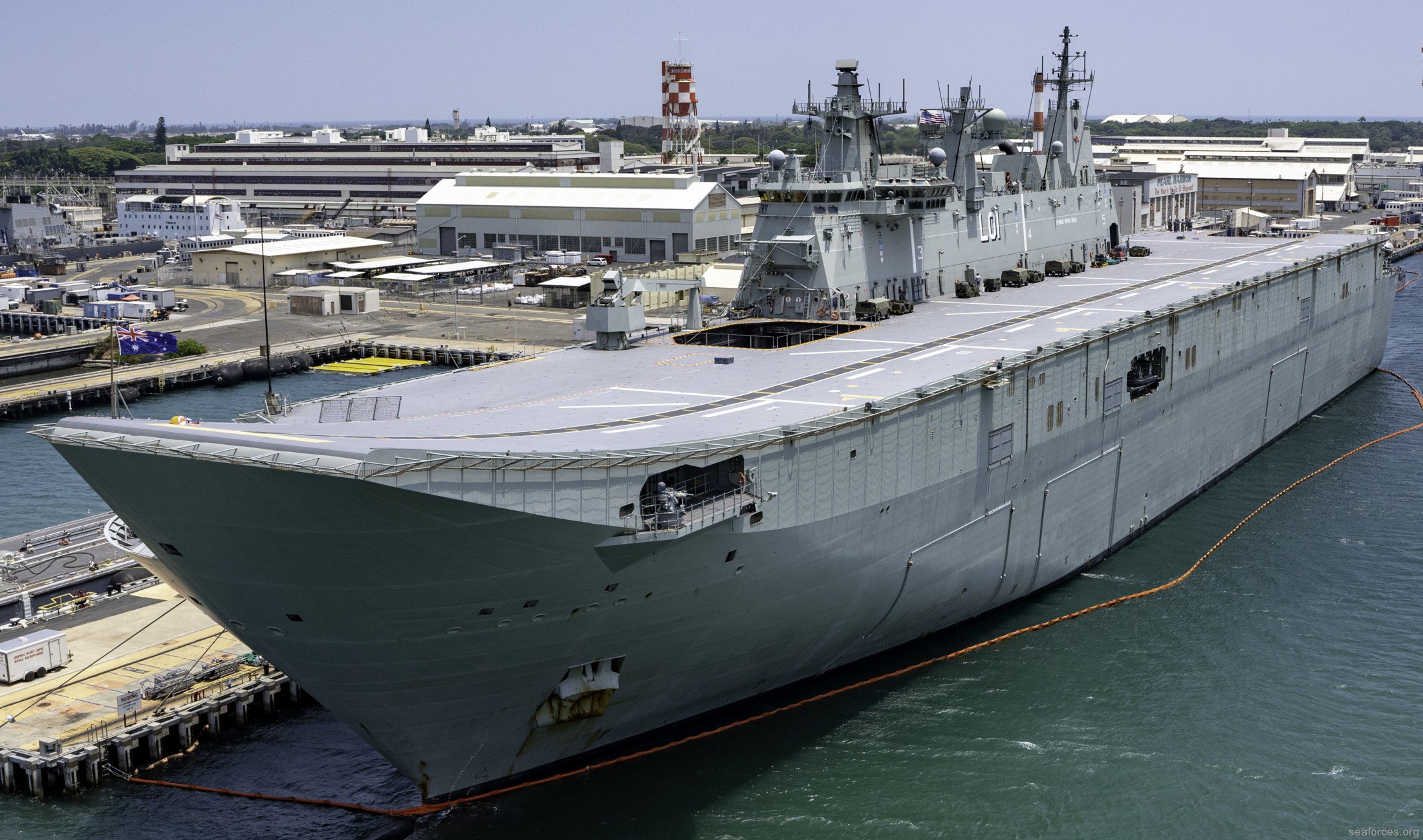 hmas adelaide l-01 amphibious landing ship helicopter dock lhd australian navy 03 pearl harbor hawaii