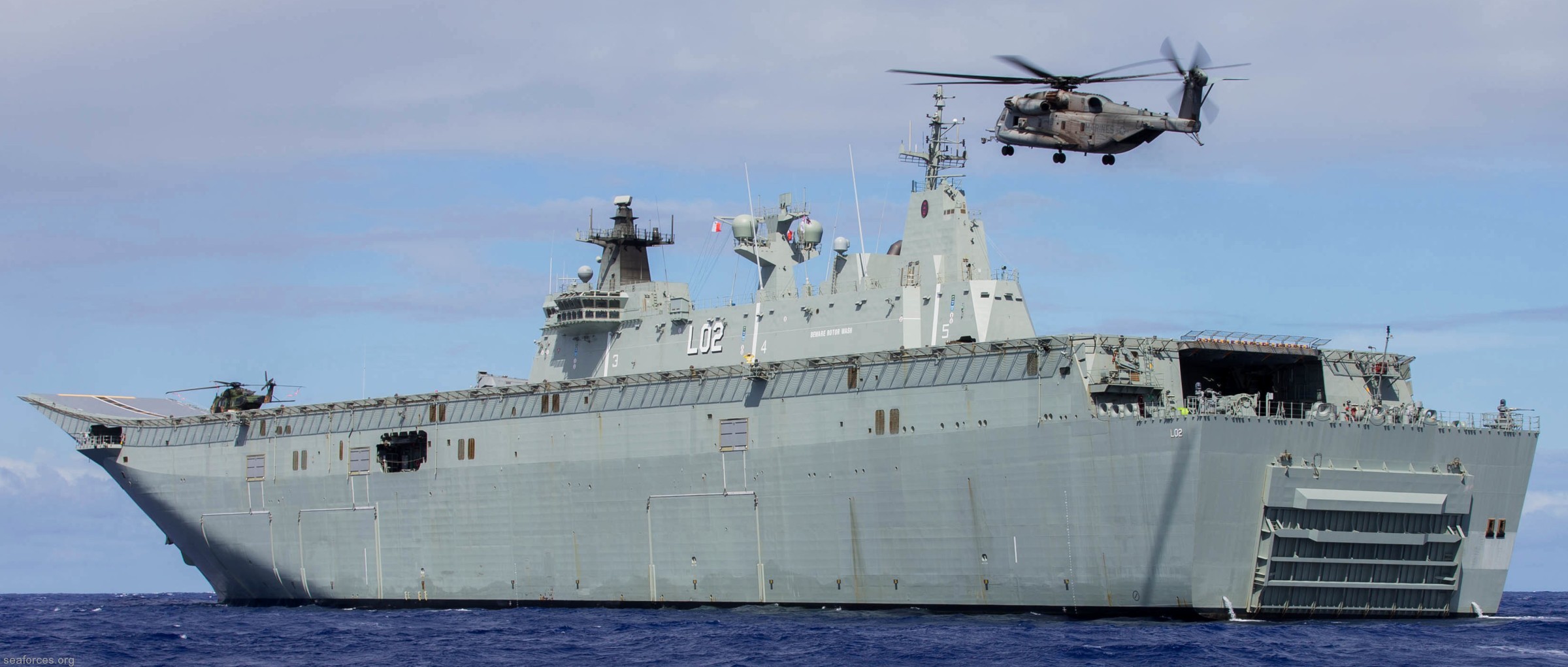 l-01 hmas canberra amphibious landing ship helicopter dock lhd royal australian navy 2016 13