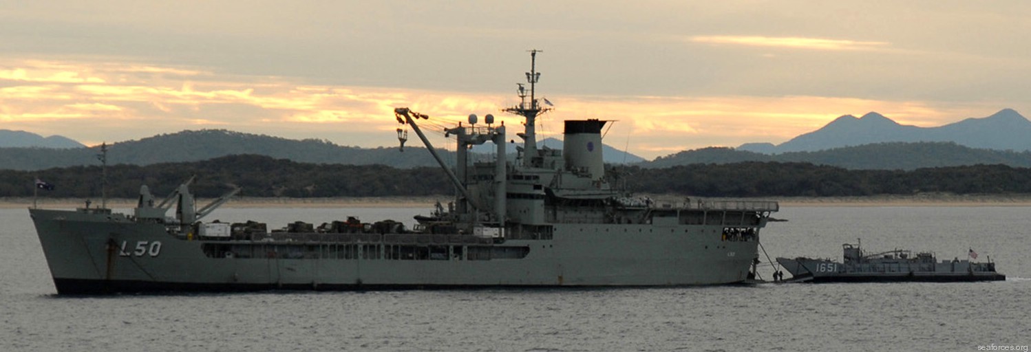 l-50 hmas tobruk landing ship heavy amphibious lsh royal australian navy 2007 02