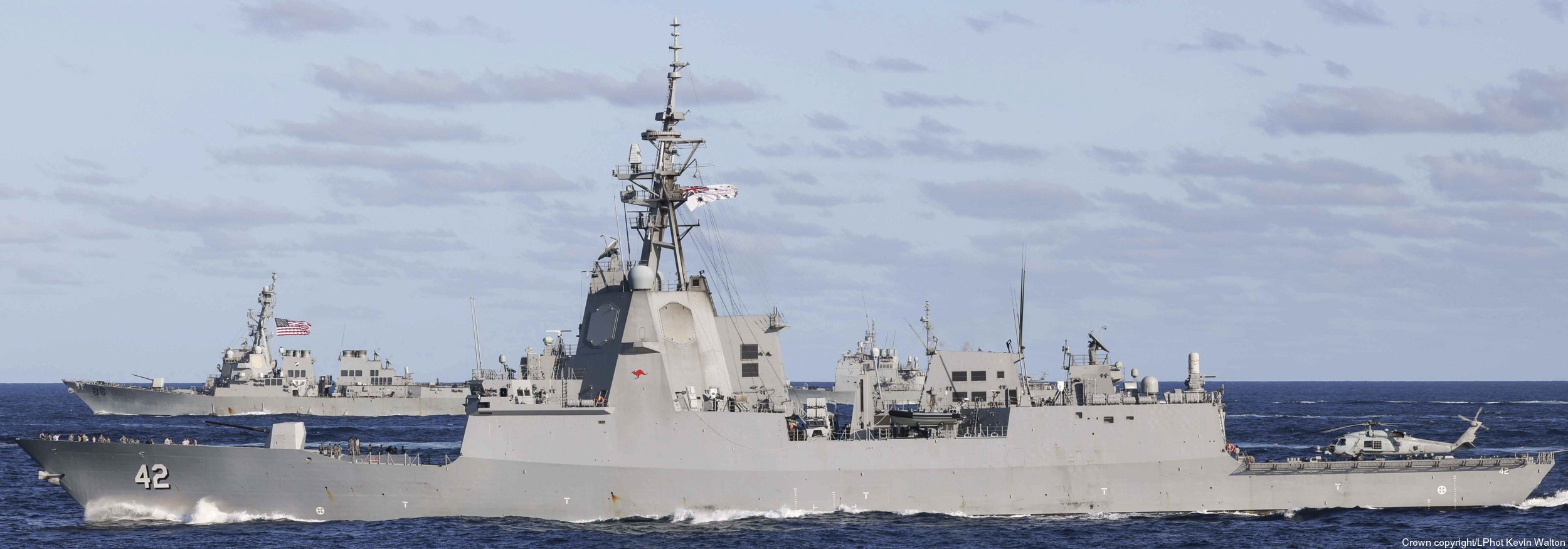 hmas sydney ddgh-42 hobart class guided missile destroyer royal australian navy 33