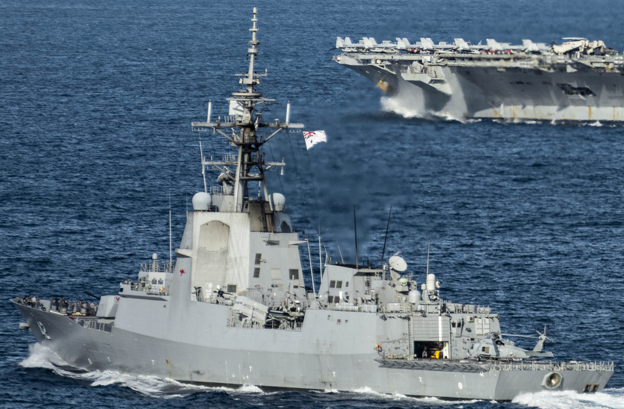 hmas sydney ddgh-42 hobart class guided missile destroyer royal australian navy 35
