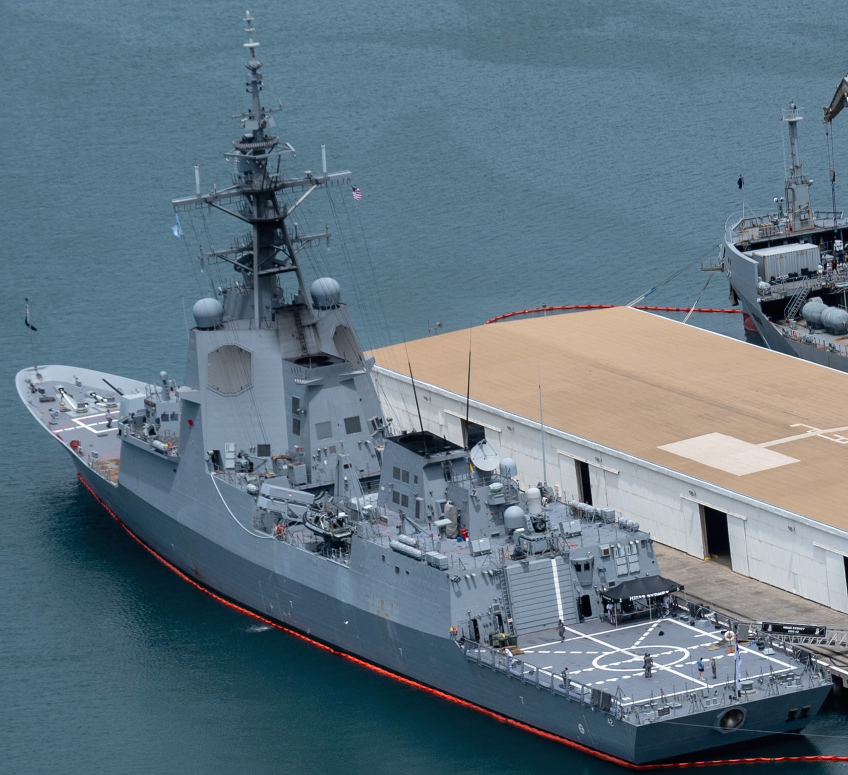 hmas sydney ddgh-42 hobart class guided missile destroyer royal australian navy pearl harbor hawaii 39