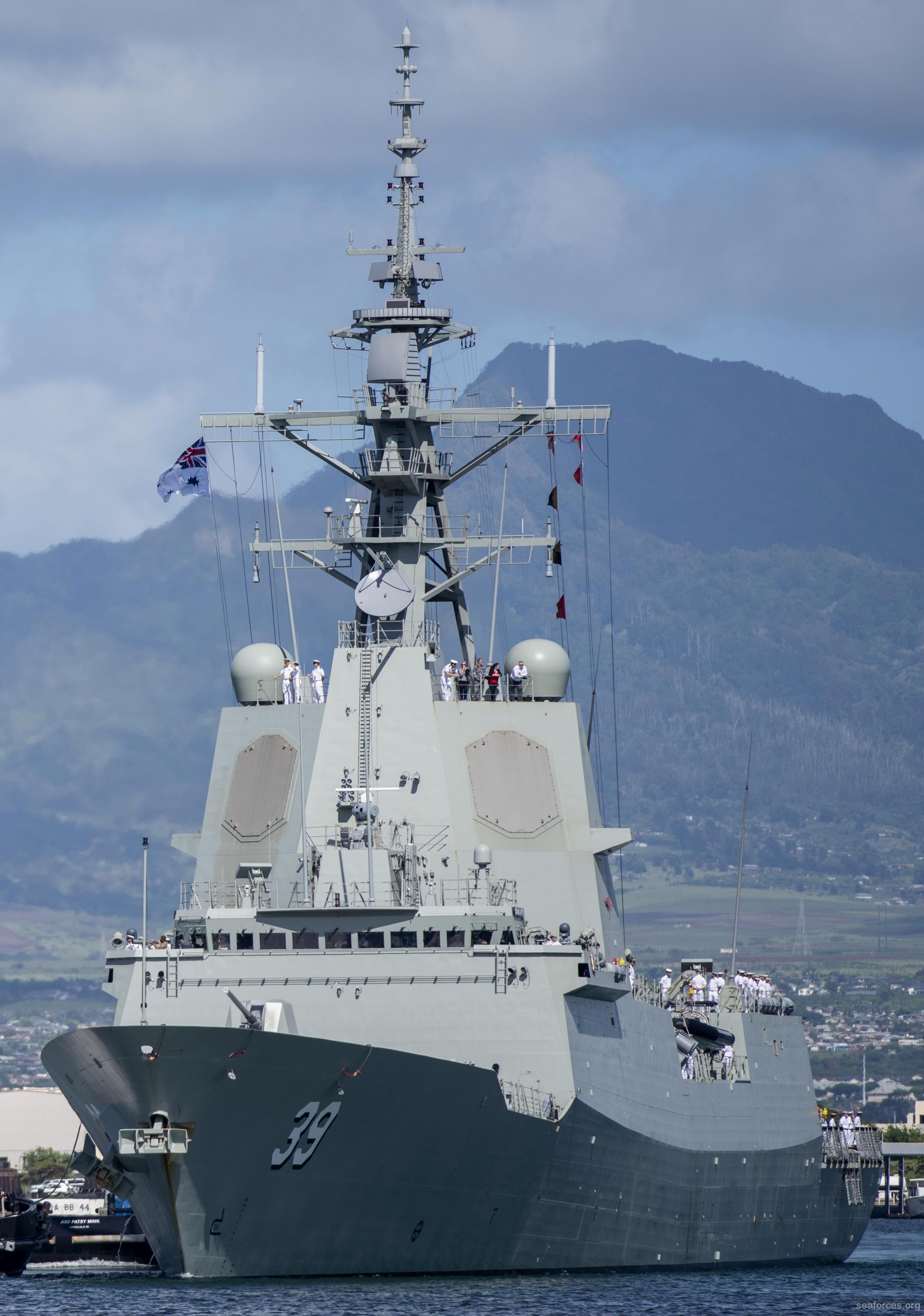 ddgh 39 hmas hobart class guided missile destroyer royal australian navy 04