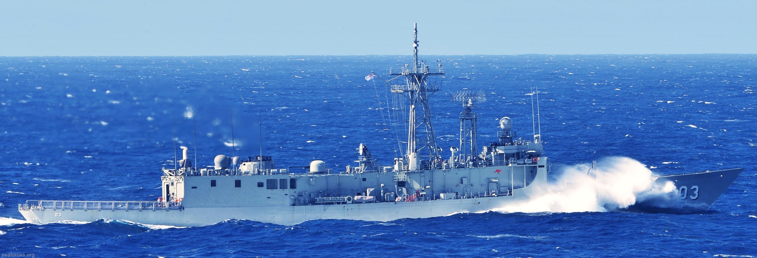 ffg-03 hmas sydney adelaide class frigate royal australian navy 2013 19