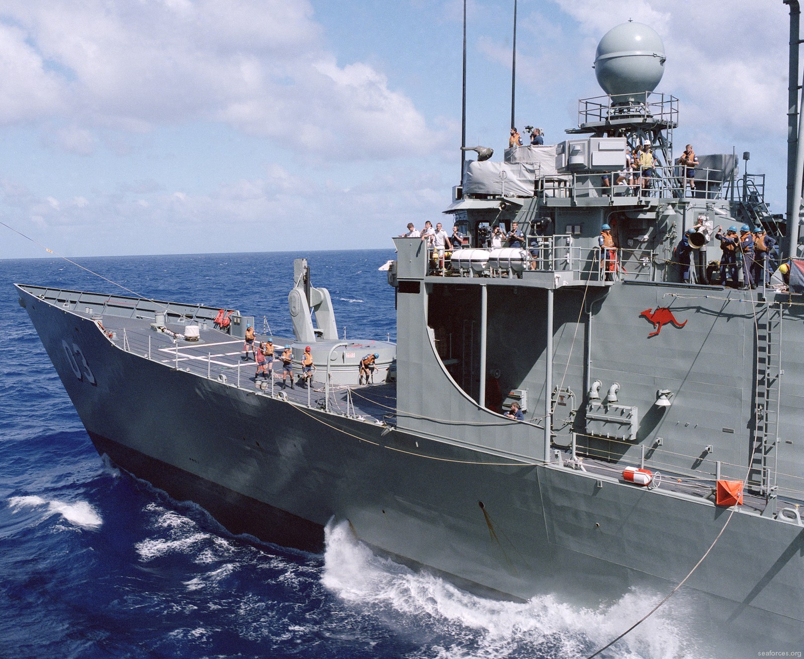 ffg-03 hmas sydney adelaide class frigate royal australian navy 1986 30 details