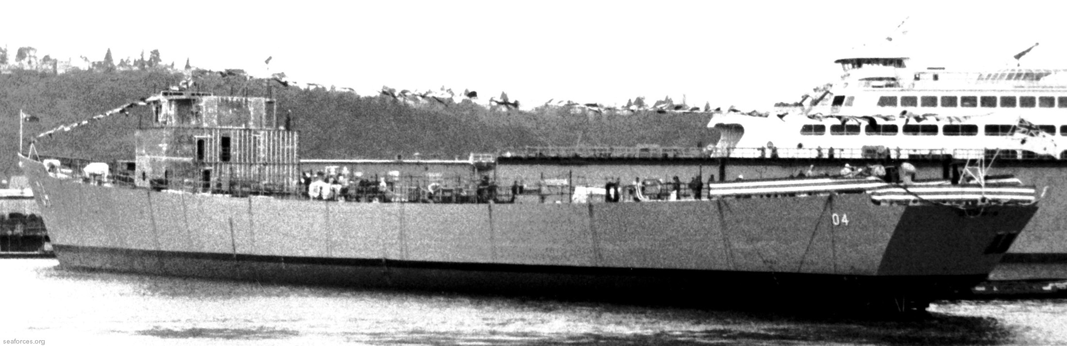 ffg-04 hmas darwin adelaide class frigate royal australian navy 1982 todd pacific shipyards seattle
