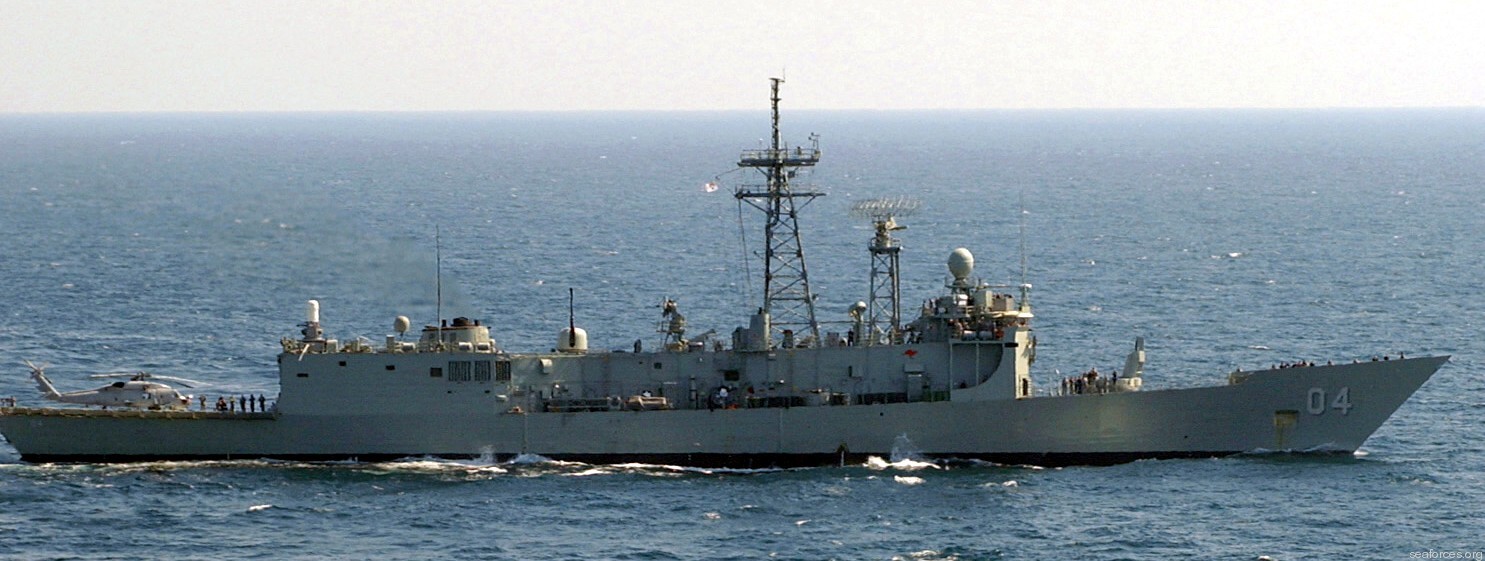 ffg-04 hmas darwin adelaide class frigate royal australian navy 2005 31 persian gulf