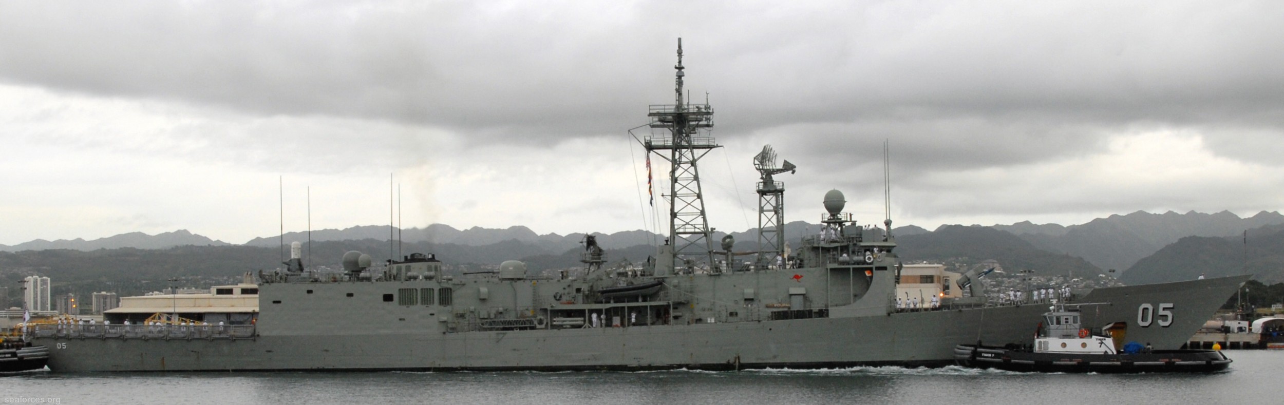 ffg-05 hmas melbourne adelaide class frigate royal australian navy 2009 03 pearl harbor hawaii