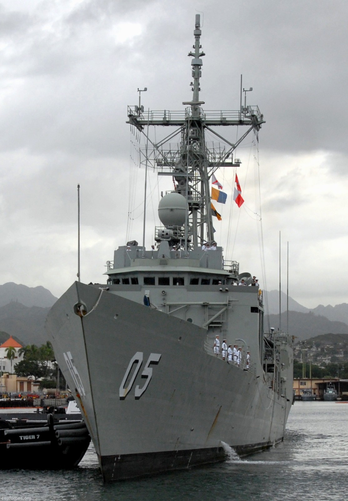 ffg-05 hmas melbourne adelaide class frigate royal australian navy 2009 05 pearl harbor
