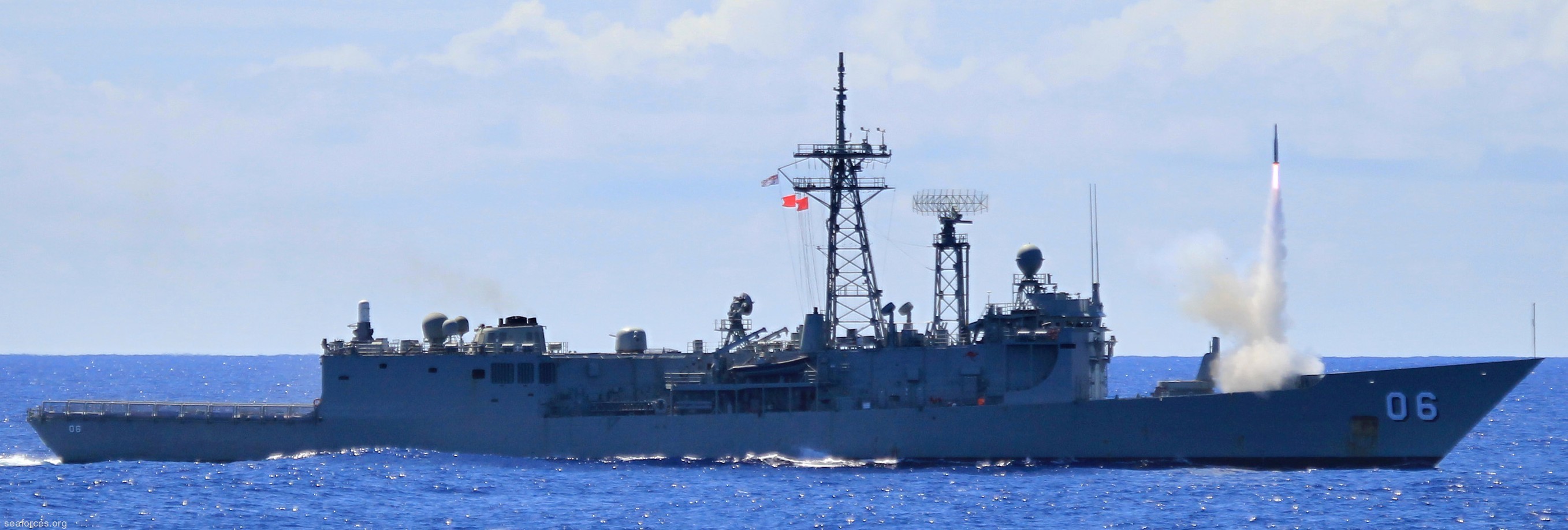 ffg-06 hmas newcastle adelaide class frigate rim-162 evolved sea sparrow missile essm mk-41 vertical launching system vls 2010 15