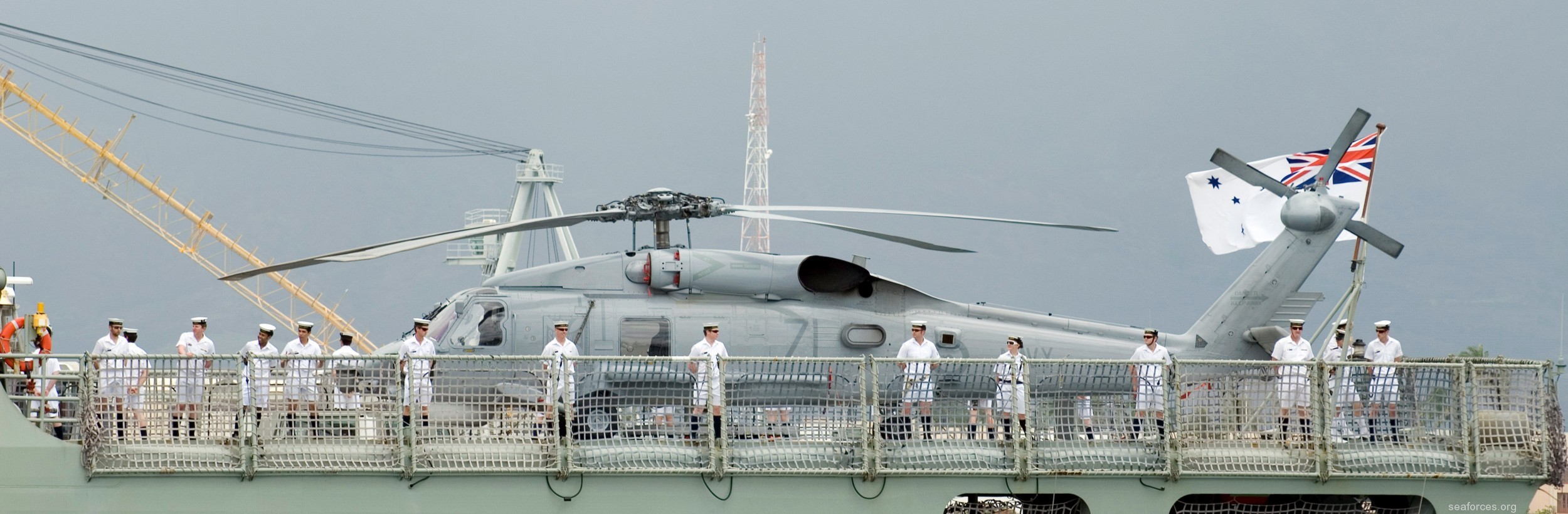 ffh-150 hmas anzac frigate royal australian navy 05 sikorsky s-70 helicopter