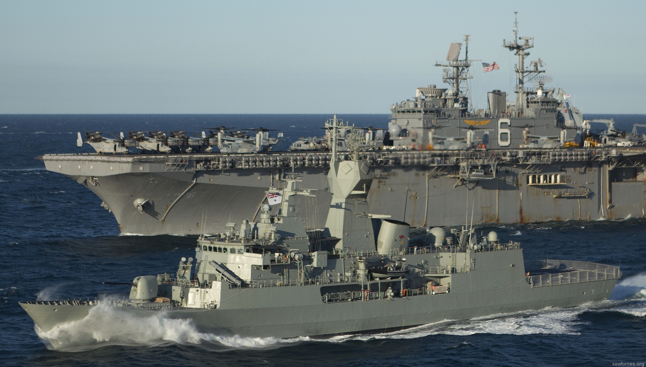 hmas arunta ffh-151 anzac class frigate royal australian navy