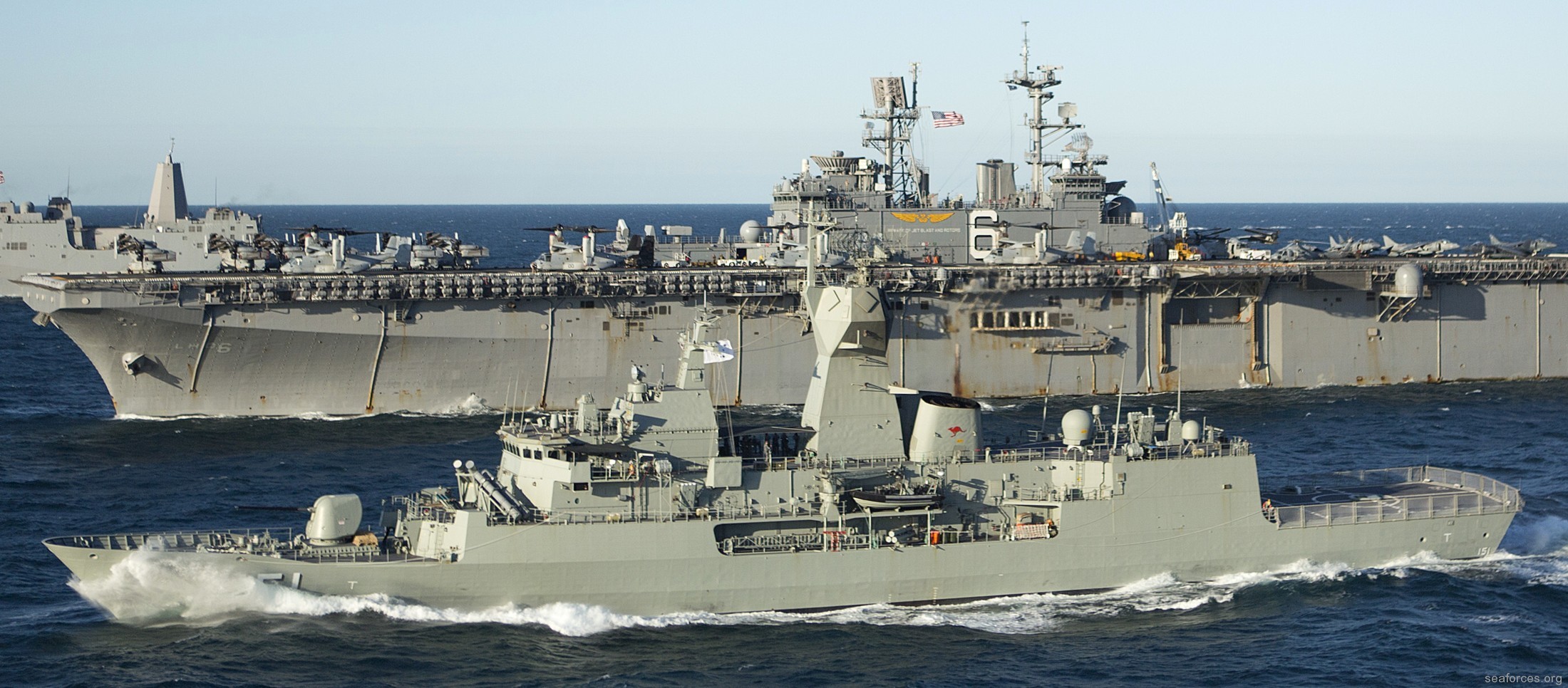 ffh-151 hmas arunta anzac class frigate royal australian navy 05
