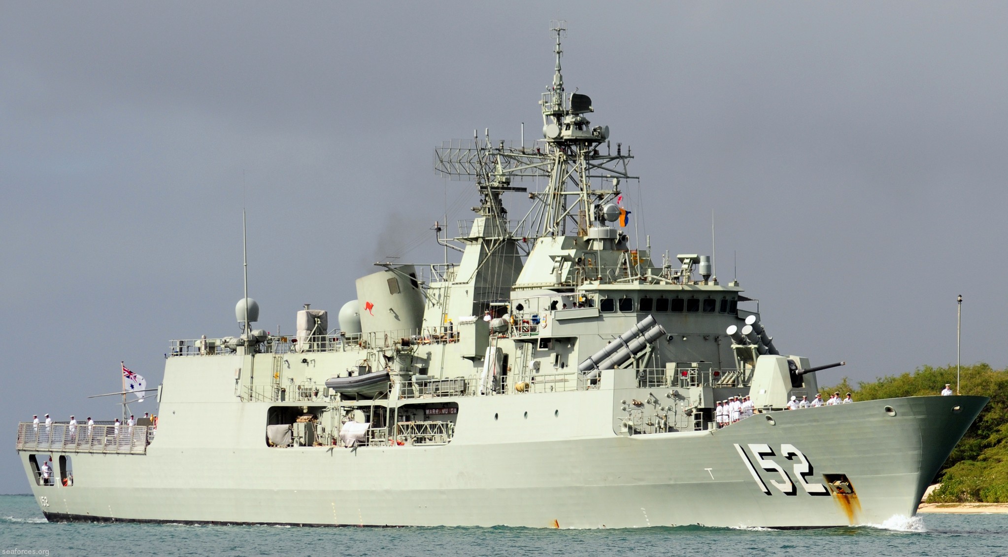 ffh-152 hmas warramunga anzac class frigate royal australian navy 2010 04 pearl harbor hawaii
