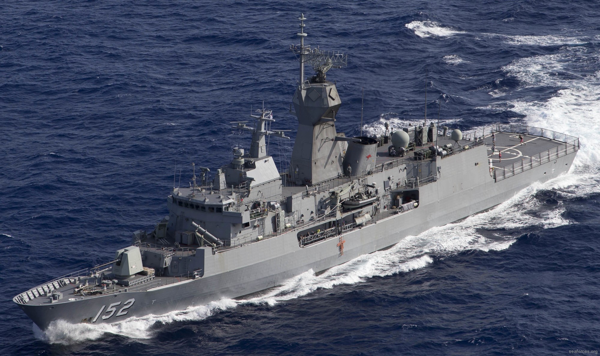 hmas warramunga ffh-152 anzac class frigate royal australian navy