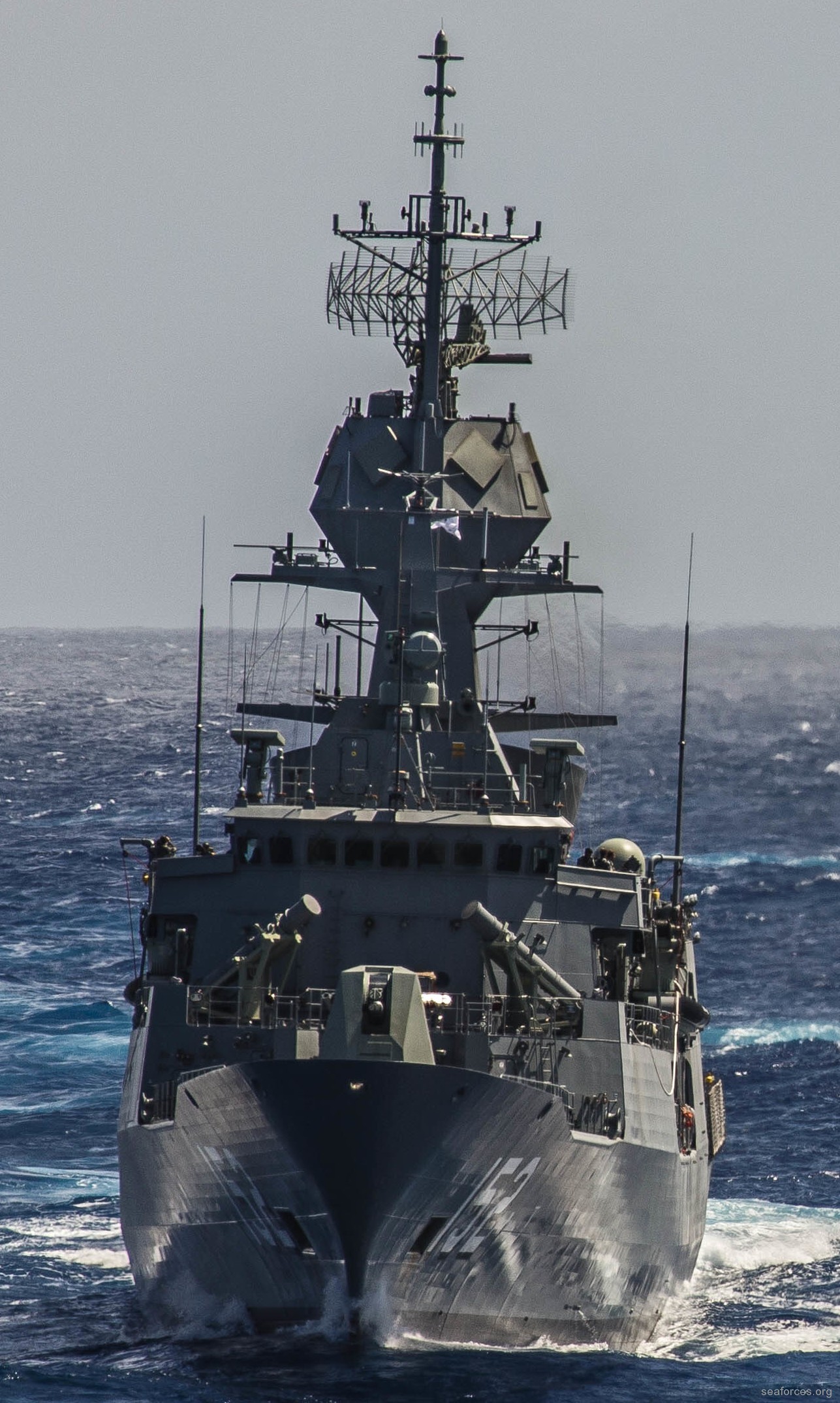 ffh-152 hmas warramunga anzac class frigate royal australian navy 2016 11