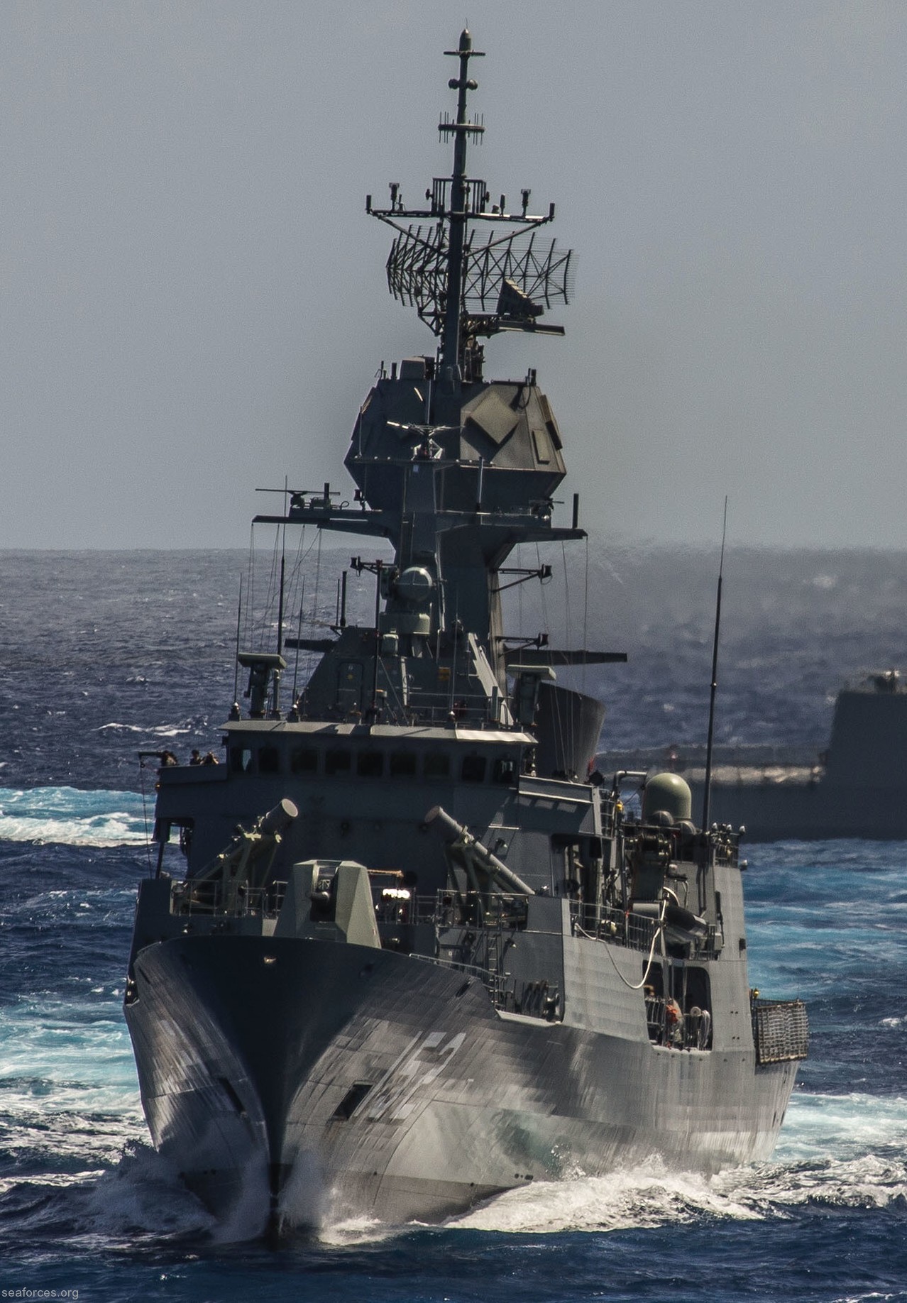 ffh-152 hmas warramunga anzac class frigate royal australian navy 2016 12