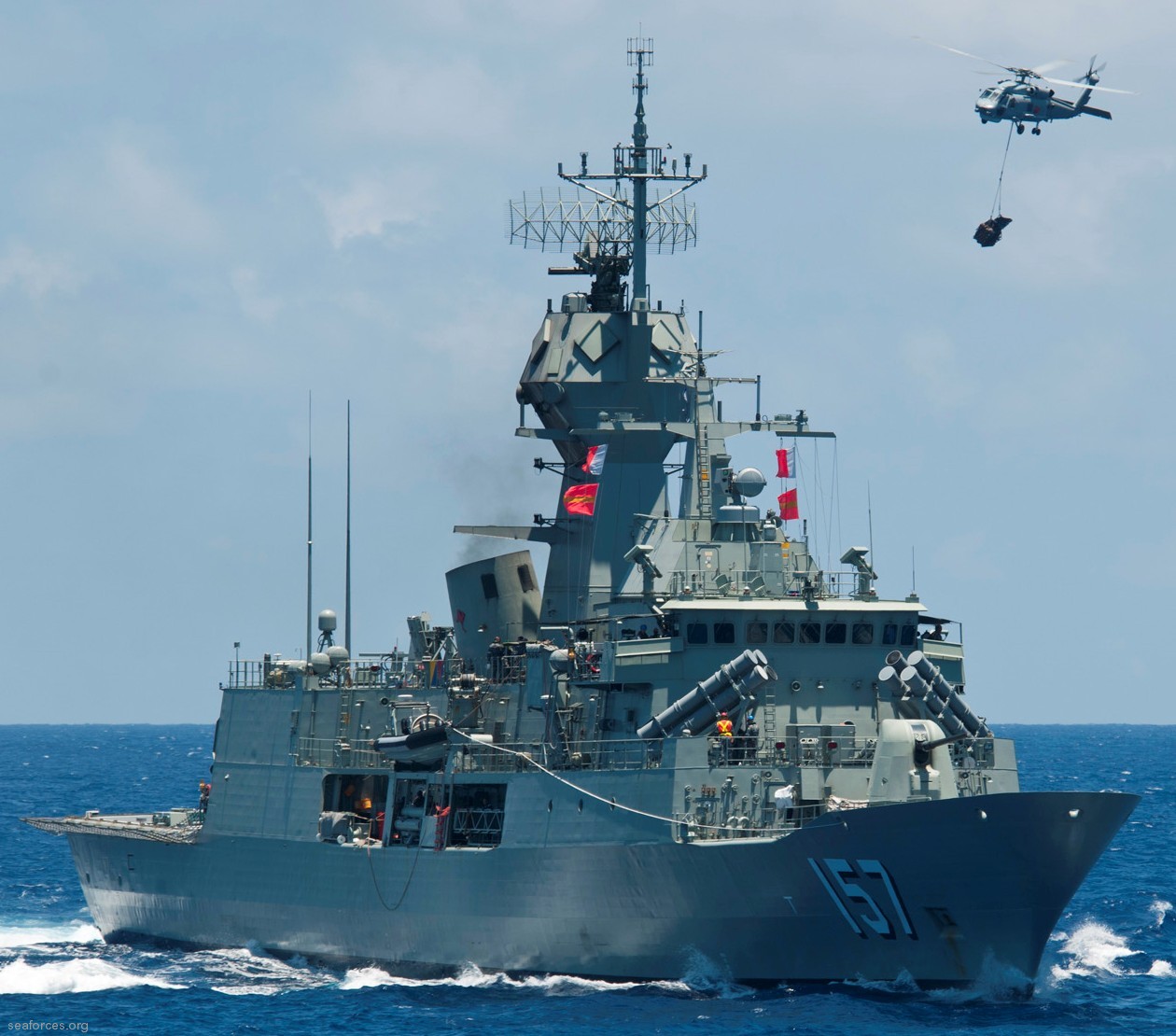ffh-157 hmas perth anzac class frigate royal australian navy 2012 07 exercise rimpac