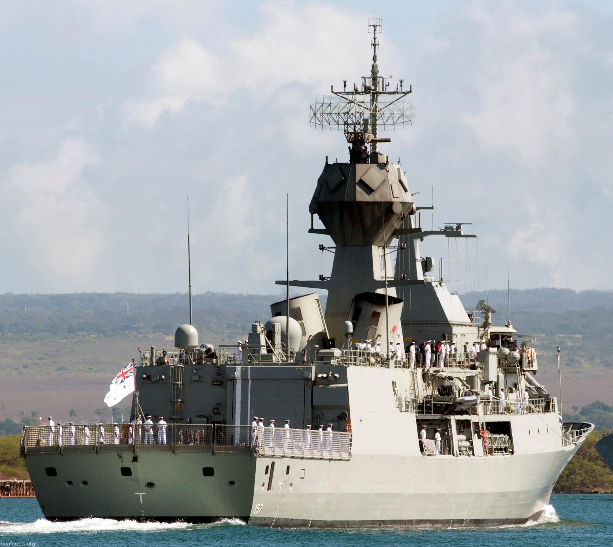 ffh-157 hmas perth anzac class frigate royal australian navy 2012 11 pearl harbor hawaii