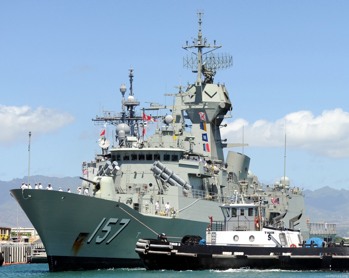 ffh-157 hmas perth anzac class frigate royal australian navy 2013 14 pearl harbor hawaii