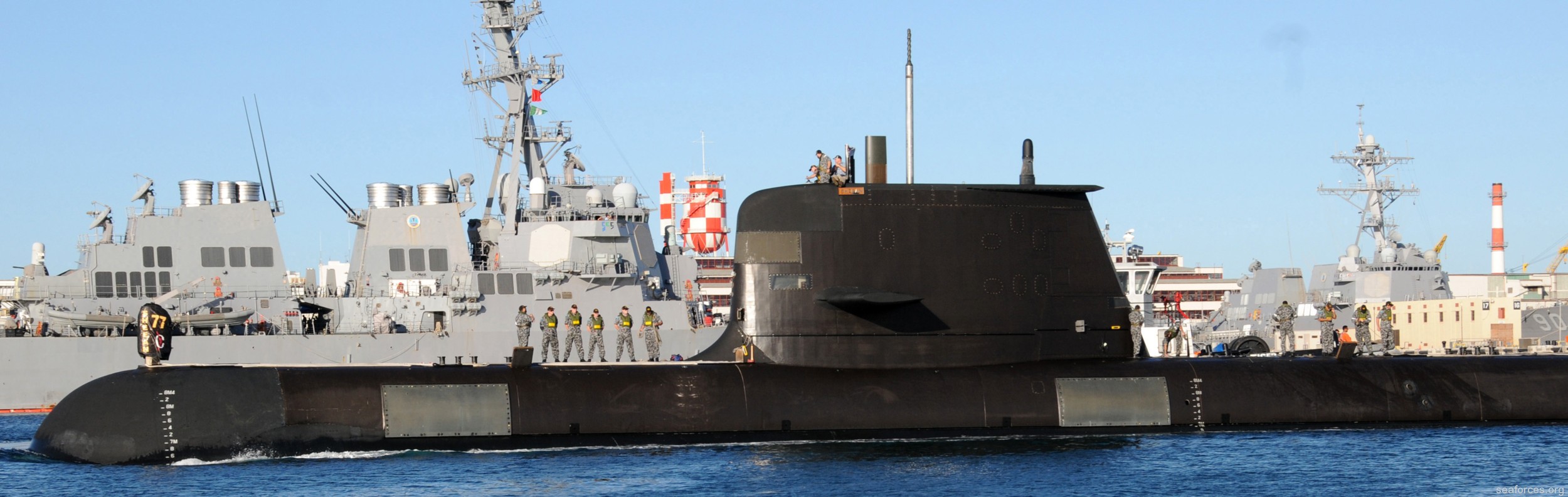 hmas sheean ssg-77 collins class attack submarine ssk royal australian navy 12