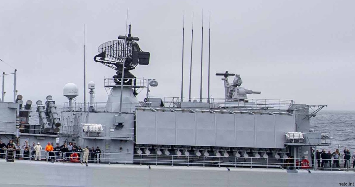 f-930 bns leopold i frigate belgian navy karel doorman class 03a rgm-84 harpoon ssm missile mk-48 vls sea sparrow sam goalkeeper ciws