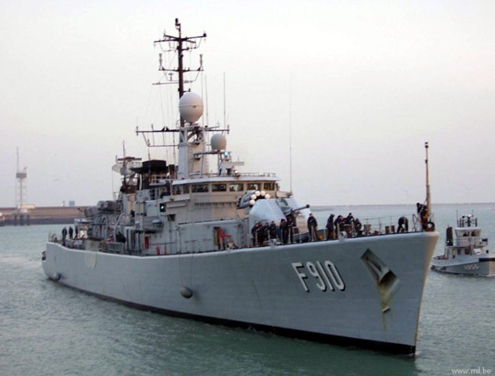 f-910 bns wielingen class frigate belgian navy armed forces naval component 02x