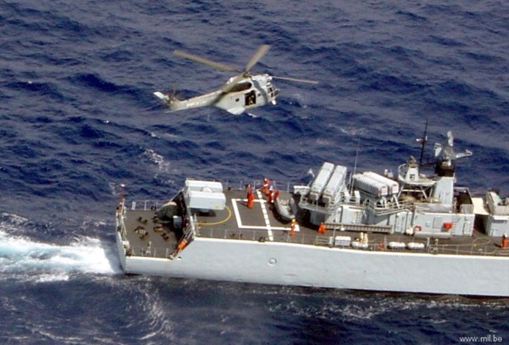 f-911 bns westdiep wielingen class frigate belgian navy sea sparrow sam missile mm38 exocet ssm 09