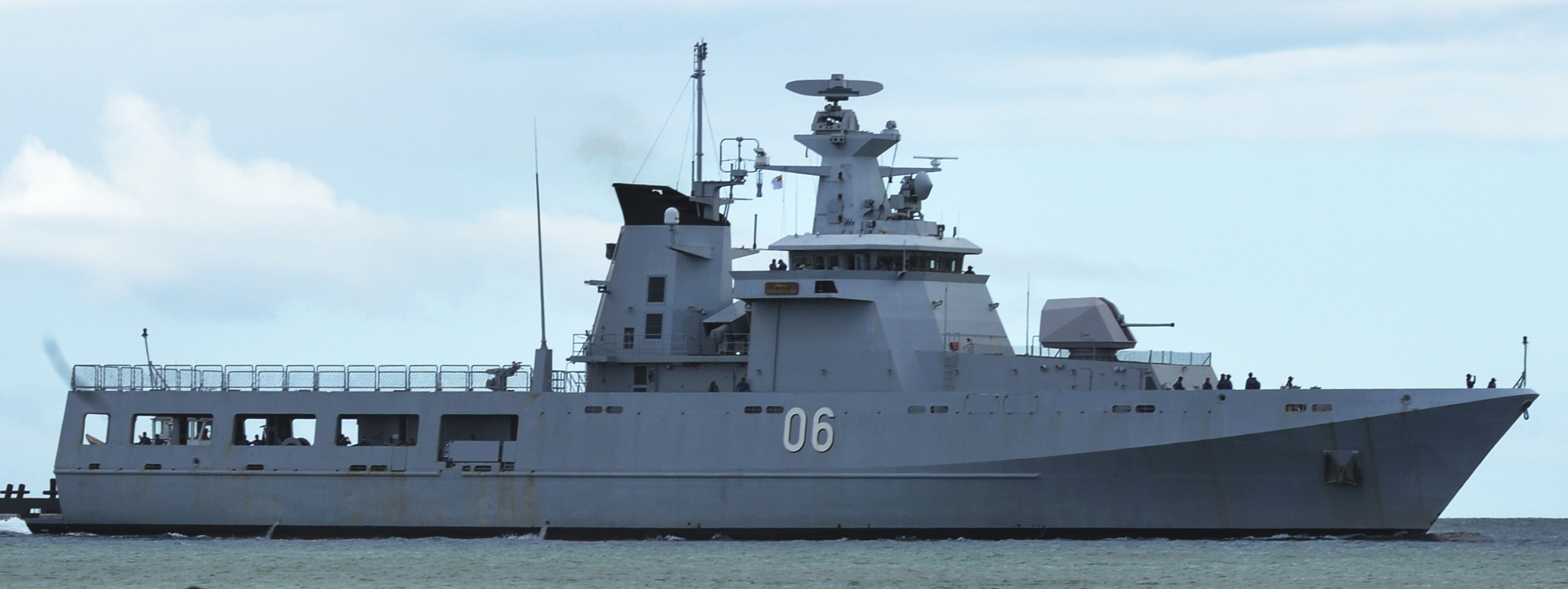 opv 06 kdb darussalam offshore patrol vessel royal brunei navy 04