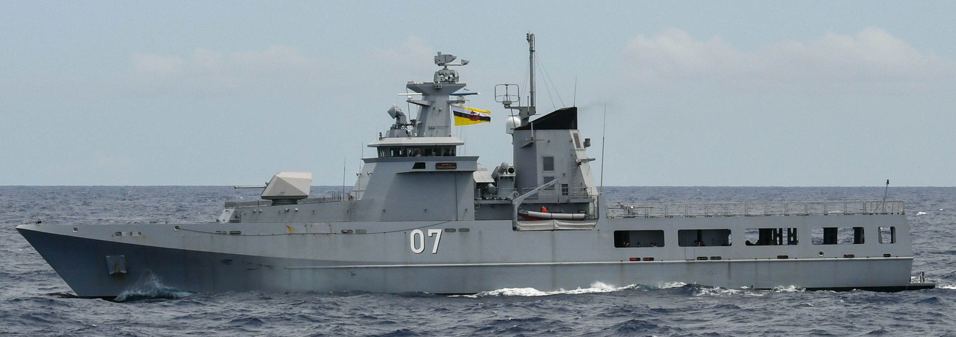 opv 07 kdb darulehsan offshore patrol vessel darussalem class royal brunei navy 06