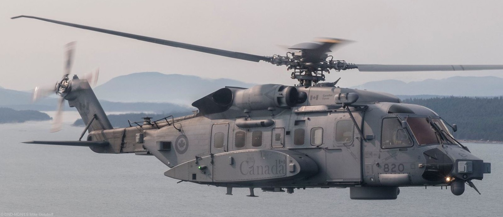 ch-148 cyclone naval helicopter royal canadian air force navy rcaf sikorsky hmcs 406 423 443 maritime squadron 22