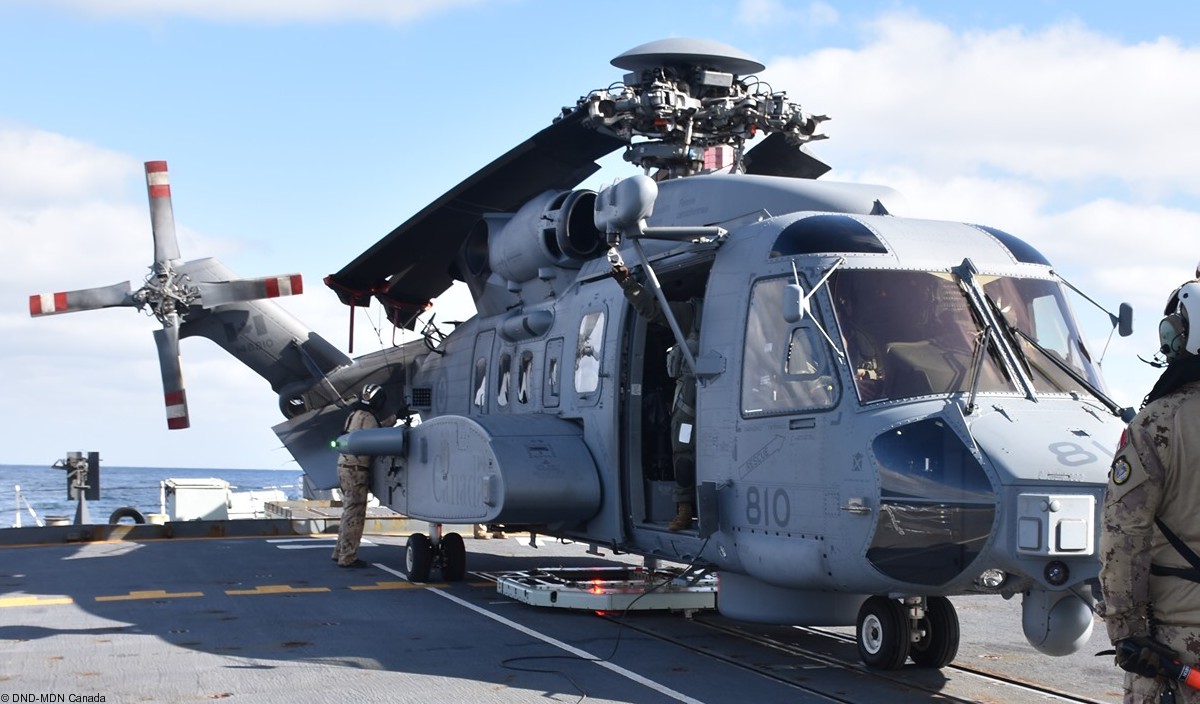 ch-148 cyclone naval helicopter royal canadian air force navy rcaf sikorsky hmcs 406 423 443 maritime squadron 40