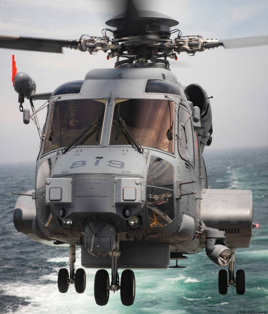 ch-148 cyclone naval helicopter royal canadian air force navy rcaf sikorsky hmcs 406 423 443 maritime squadron 45