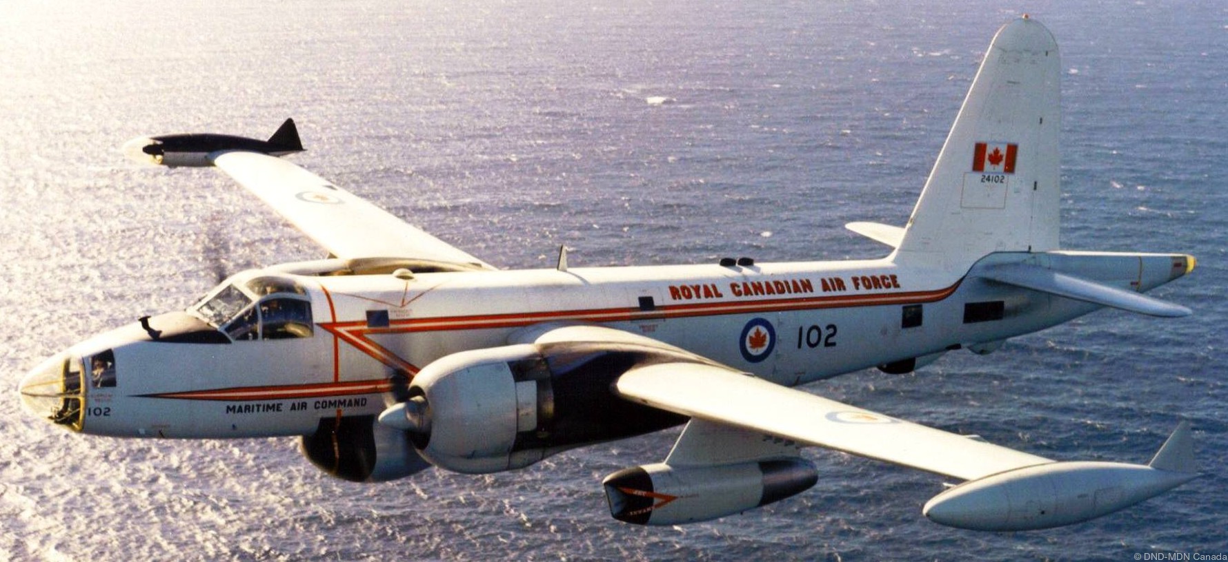 lockheed cp-122 neptune maritime patrol aircraft royal canadian air force navy p-2 05