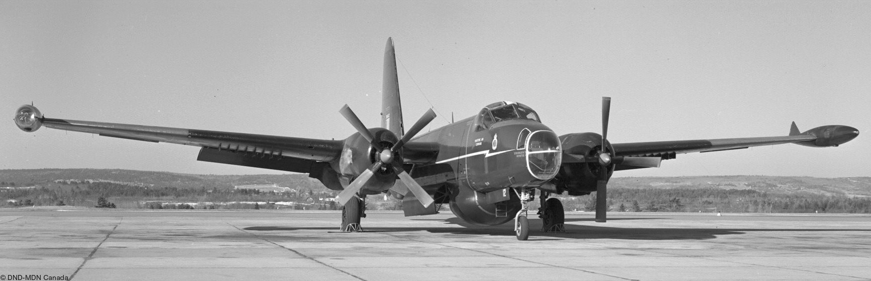 lockheed cp-122 neptune maritime patrol aircraft royal canadian air force navy p-2 07