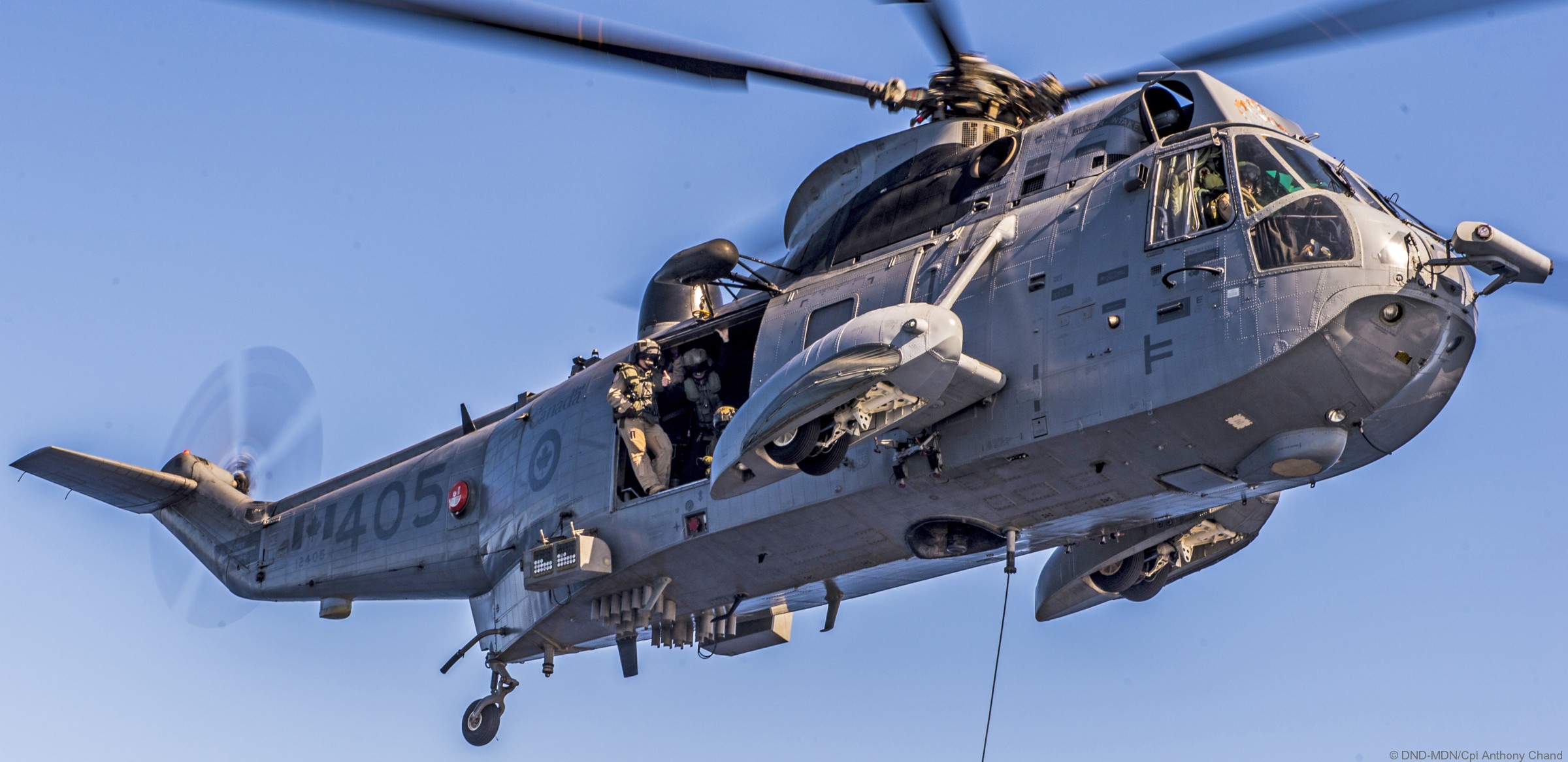 ch-124 sea king royal canadian navy sikorsky naval helicopter rcaf hmcs squadron 14